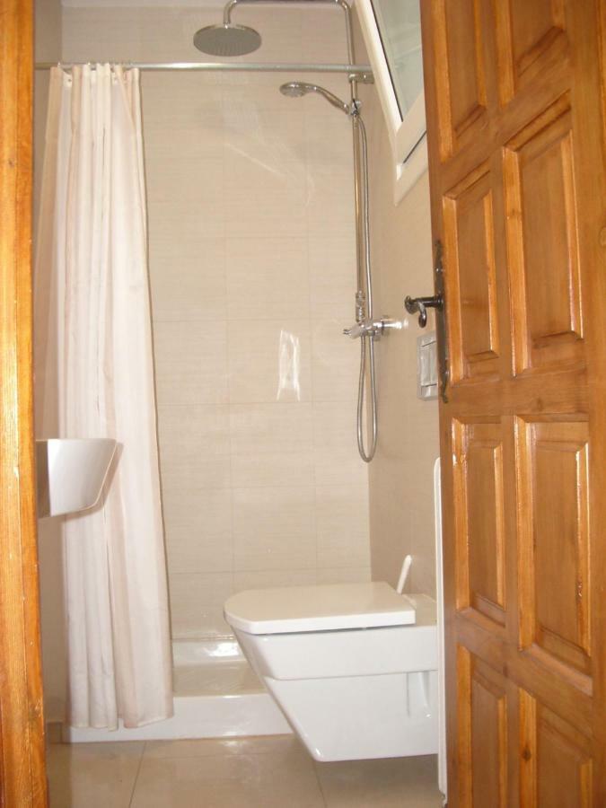 Habitación en Tamariu Exterior foto